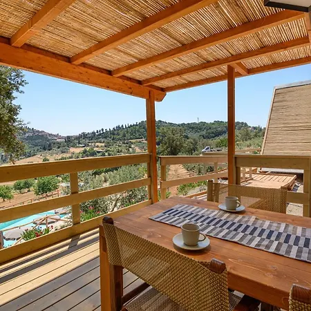 ラグジュアリーテント Il Castagno Toscana Glamping カンピーリア・マリッティマ