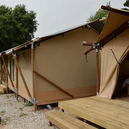 Il Castagno Toscana Glamping * Кампилья-Мариттима